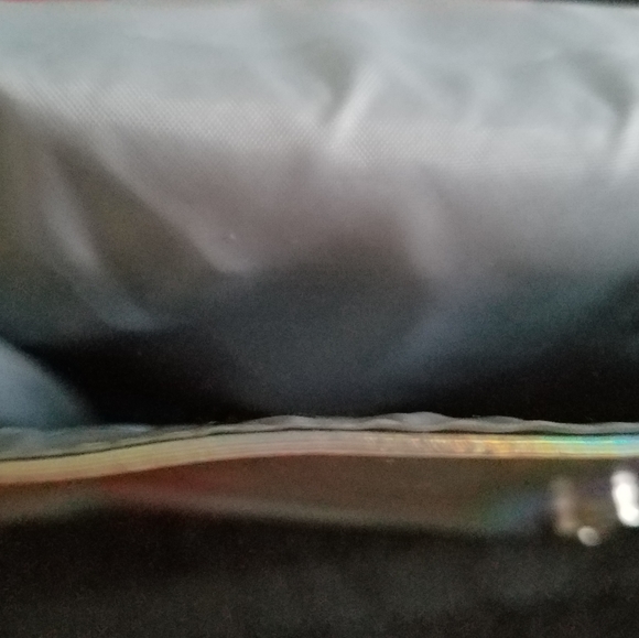 Silver waisted bag with strap - Picture 2 of 2